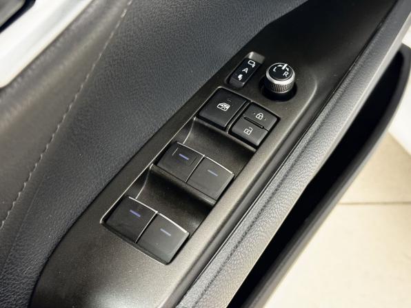 Toyota Camry VIII (XV70) Рестайлинг с пробегом 2021 года, цена 3 099 000 рублей, 89840 км, седан, Автокод Объявления