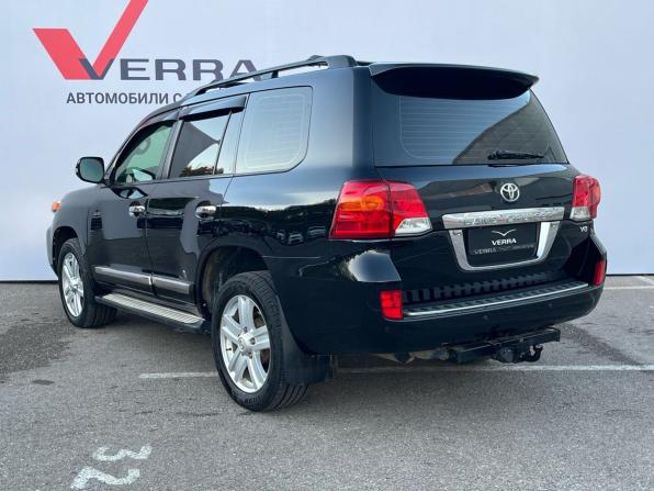 Toyota Land Cruiser 200 Series Рестайлинг 1 с пробегом 2012 года, цена 3 200 000 рублей, 337805 км, внедорожник, Автокод Объявления