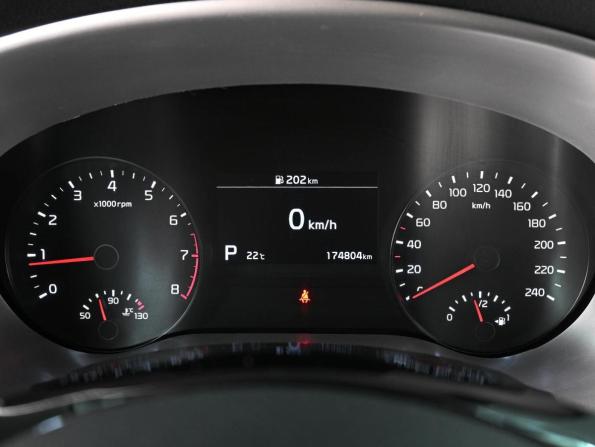 Kia Sportage IV Рестайлинг с пробегом 2018 года, цена 2 449 000 рублей, 174804 км, внедорожник, Автокод Объявления
