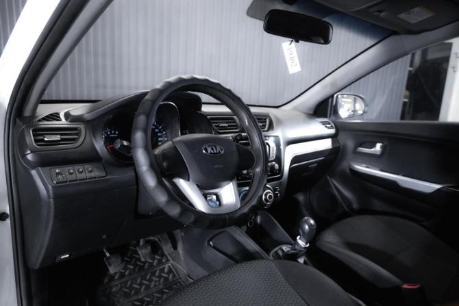 Kia Rio III с пробегом 2013 года, цена 619 900 рублей, 208473 км, хэтчбек, Автокод Объявления