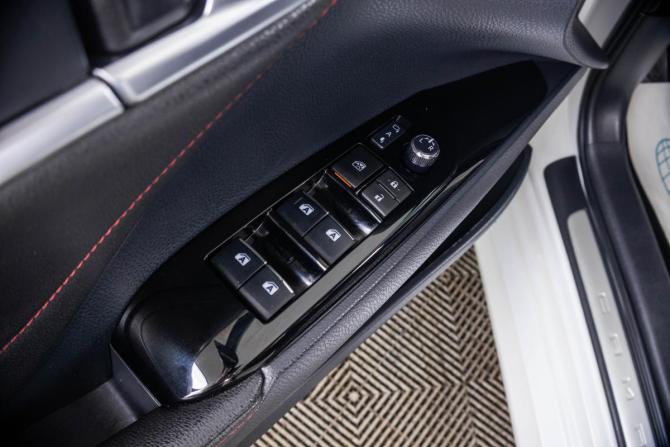 Toyota Camry VIII (XV70) с пробегом 2021 года, цена 2 999 000 рублей, 96000 км, седан, Автокод Объявления