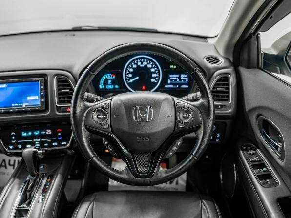 Honda Vezel I Рестайлинг с пробегом 2018 года, цена 1 799 000 рублей, 71609 км, внедорожник, Автокод Объявления