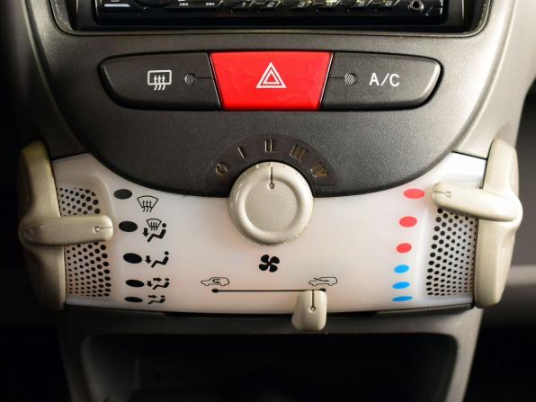 Citroen C1 I Рестайлинг с пробегом 2011 года, цена 399 995 рублей, 215918 км, хэтчбек, Автокод Объявления