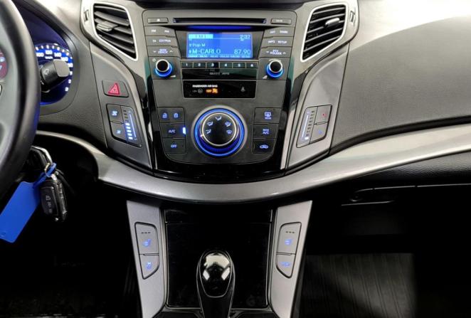Hyundai i40 I с пробегом 2013 года, цена 1 270 000 рублей, 212247 км, седан, Автокод Объявления