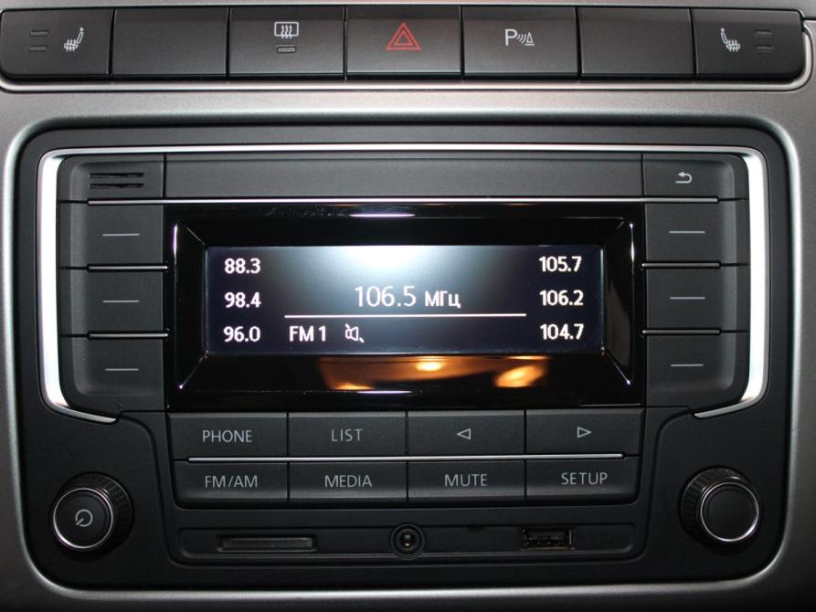 Volkswagen Polo V Рестайлинг Старый Оскол  - изображение 17