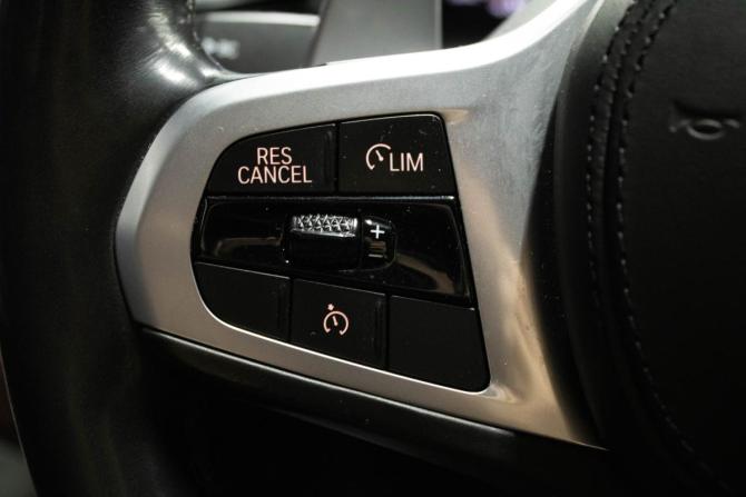 BMW 5 серии VII (G30/G31/G38) с пробегом 2019 года, цена 4 999 000 рублей, 94670 км, седан, Автокод Объявления
