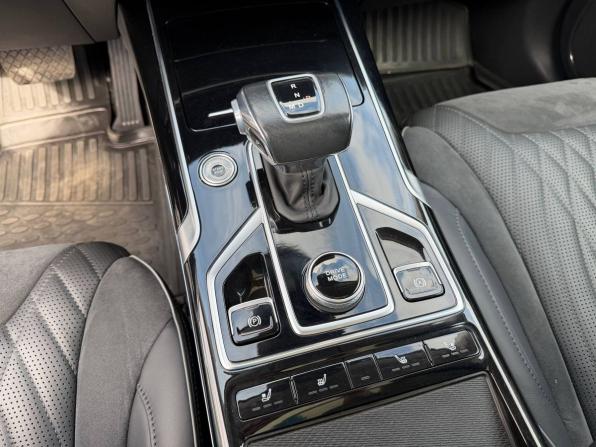 Hongqi HS5 I с пробегом 2024 года, цена 2 425 000 рублей, 50200 км, внедорожник, Автокод Объявления