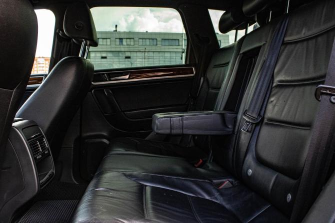 Volkswagen Touareg II с пробегом 2010 года, цена 1 739 000 рублей, 242446 км, внедорожник, Автокод Объявления