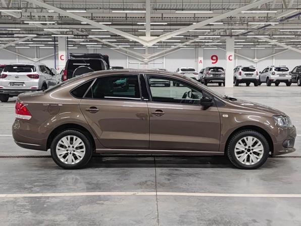 Volkswagen Polo V с пробегом 2014 года, цена 905 000 рублей, 161437 км, седан, Автокод Объявления