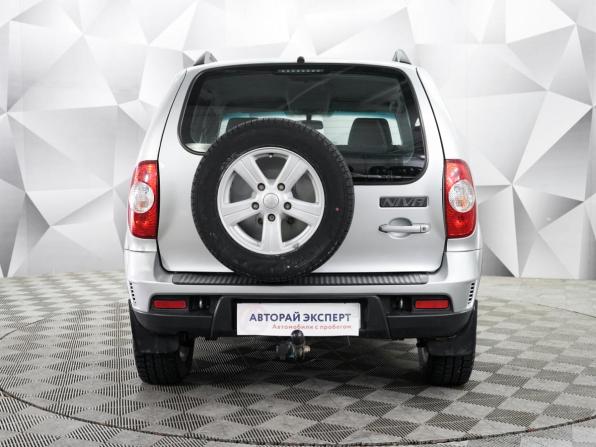 Chevrolet Niva I Рестайлинг с пробегом 2016 года, цена 733 000 рублей, 95000 км, внедорожник, Автокод Объявления