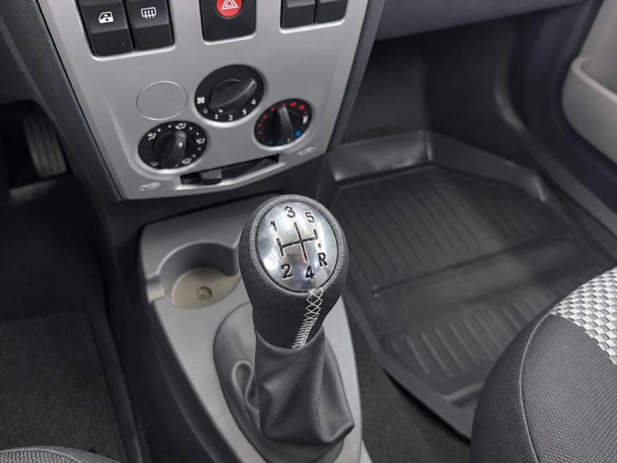 Renault Logan I Уфа  - изображение 11