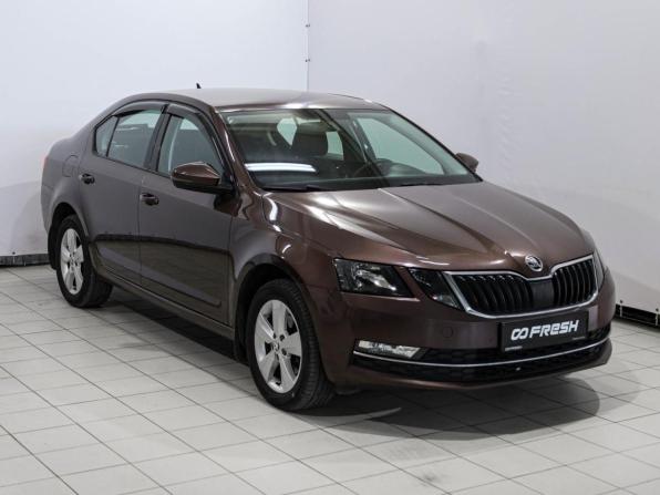 Skoda Octavia III (A7) Рестайлинг с пробегом 2019 года, цена 1 969 000 рублей, 159803 км, лифтбек, Автокод Объявления