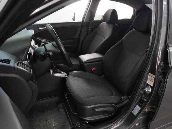 Hyundai Solaris I Рестайлинг с пробегом 2015 года, цена 1 081 000 рублей, 125183 км, седан, Автокод Объявления