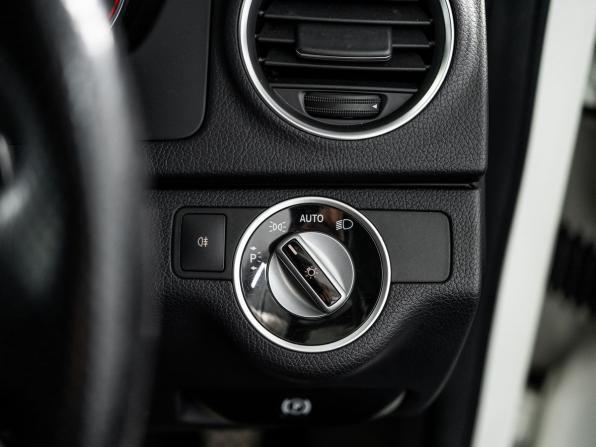 Mercedes-Benz C-Класс III (W204) Рестайлинг с пробегом 2012 года, цена 1 349 500 рублей, 92279 км, седан, Автокод Объявления