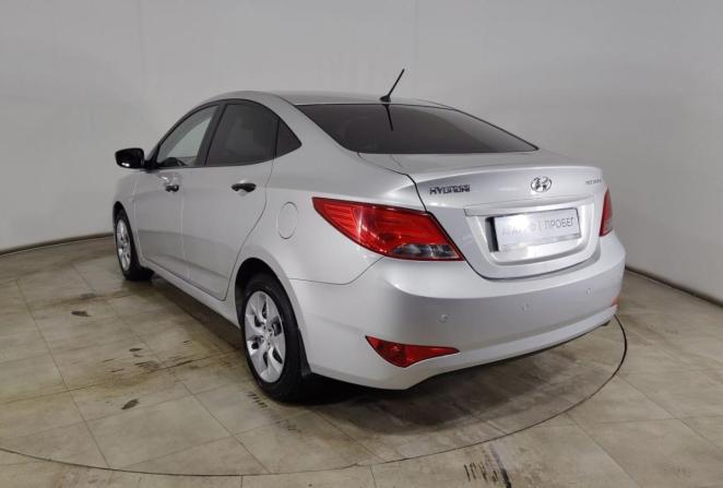 Hyundai Solaris I Рестайлинг с пробегом 2015 года, цена 935 000 рублей, 72500 км, седан, Автокод Объявления