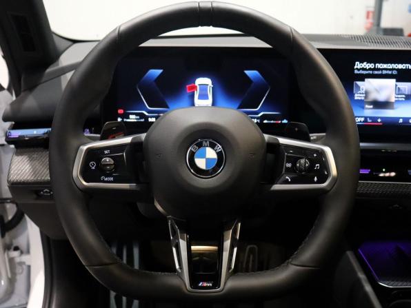 BMW 5 серии VIII (G60/G61/G68) с пробегом 2023 года, цена 8 290 000 рублей, 6710 км, седан, Автокод Объявления