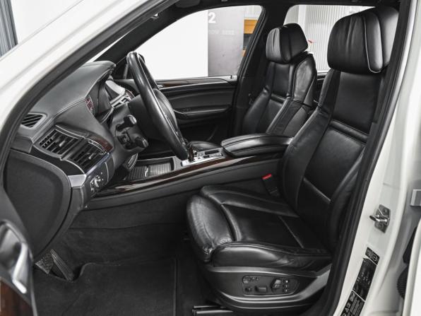 BMW X5 II (E70) Рестайлинг с пробегом 2011 года, цена 2 599 000 рублей, 292139 км, внедорожник, Автокод Объявления