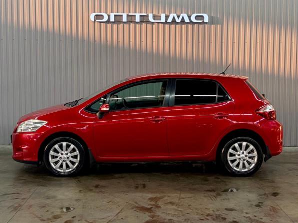 Toyota Auris I Рестайлинг с пробегом 2010 года, цена 997 000 рублей, 245809 км, хэтчбек, Автокод Объявления