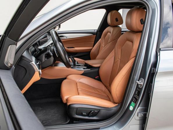 BMW 5 серии VII (G30/G31/G38) с пробегом 2019 года, цена 3 550 000 рублей, 198880 км, универсал, Автокод Объявления
