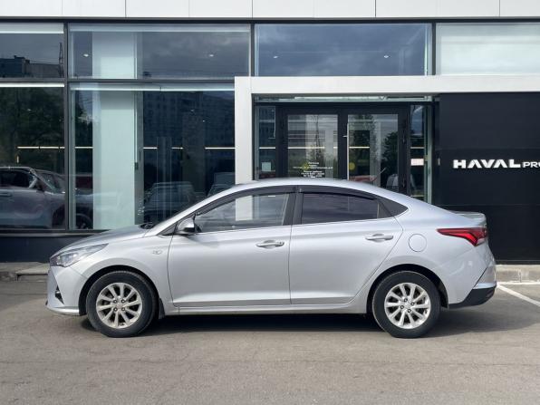 Hyundai Solaris II Рестайлинг с пробегом 2020 года, цена 1 582 000 рублей, 97425 км, седан, Автокод Объявления