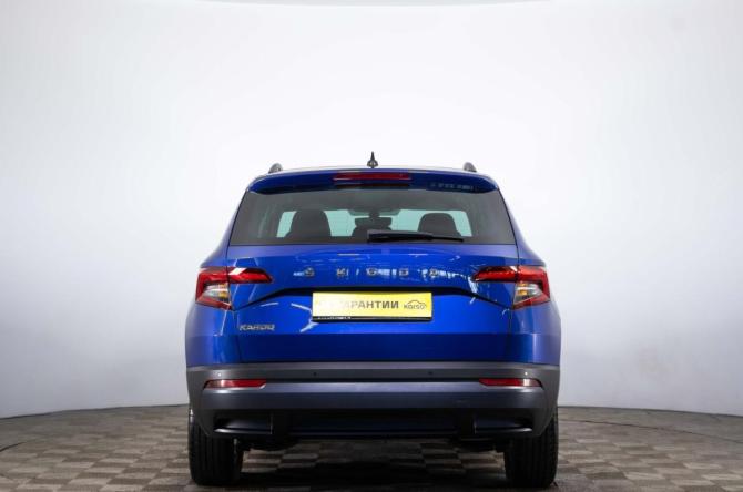 Skoda Karoq I с пробегом 2020 года, цена 2 419 000 рублей, 113711 км, внедорожник, Автокод Объявления