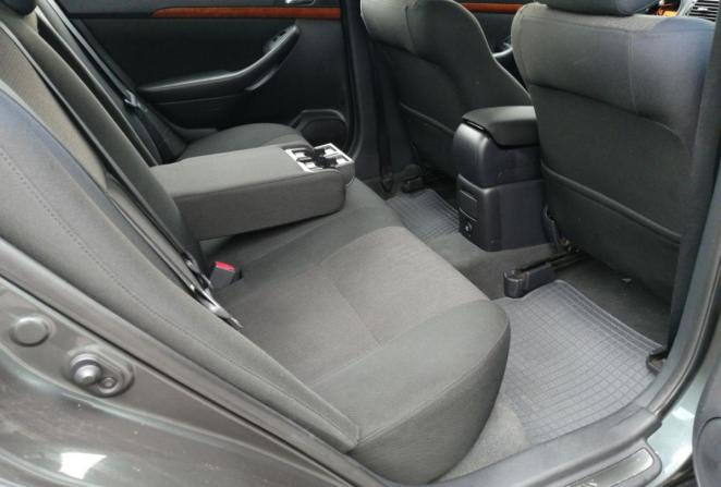 Toyota Avensis II Рестайлинг с пробегом 2007 года, цена 820 000 рублей, 208000 км, седан, Автокод Объявления