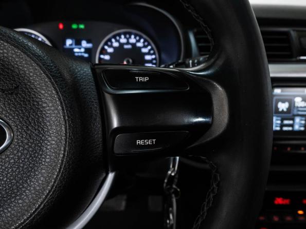 Kia Rio IV с пробегом 2019 года, цена 1 789 000 рублей, 83759 км, седан, Автокод Объявления