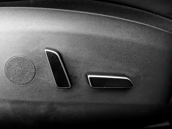 Tesla Model Y I с пробегом 2022 года, цена 4 610 000 рублей, 71951 км, внедорожник, Автокод Объявления