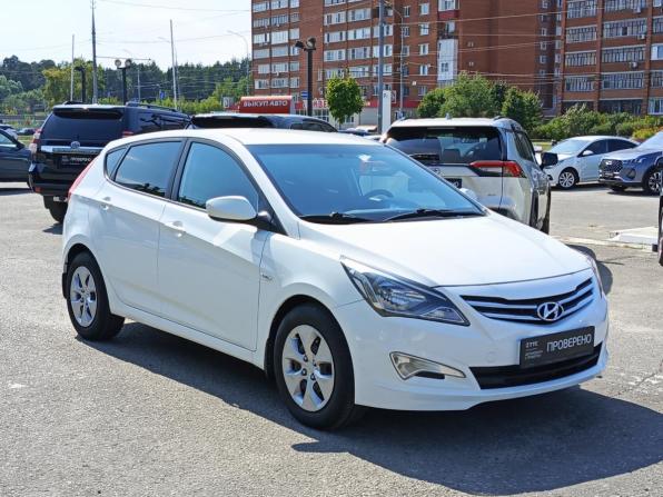 Hyundai Solaris I Рестайлинг с пробегом 2016 года, цена 950 000 рублей, 148150 км, хэтчбек, Автокод Объявления
