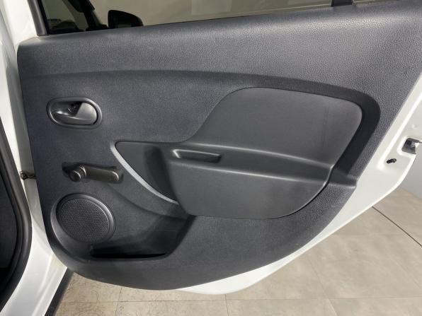 Renault Sandero II Рестайлинг с пробегом 2019 года, цена 1 070 000 рублей, 74288 км, хэтчбек, Автокод Объявления