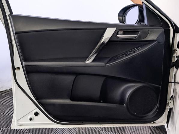 Mazda 3 II (BL) Рестайлинг с пробегом 2012 года, цена 1 190 000 рублей, 120583 км, хэтчбек, Автокод Объявления