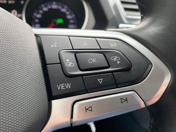 Volkswagen Tiguan II Рестайлинг с пробегом 2020 года, цена 3 099 000 рублей, 123038 км, внедорожник, Автокод Объявления