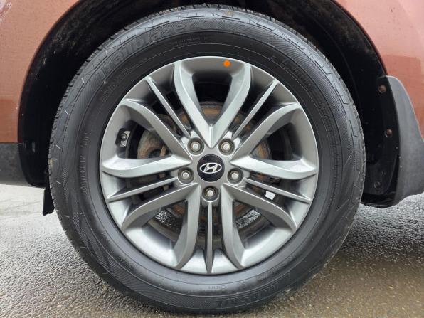 Hyundai ix35 I Рестайлинг с пробегом 2014 года, цена 990 000 рублей, 222000 км, внедорожник, Автокод Объявления