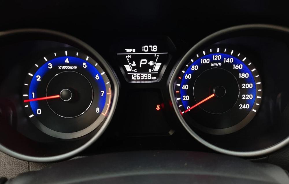 Hyundai Elantra V (MD) Рестайлинг Москва  - изображение 8