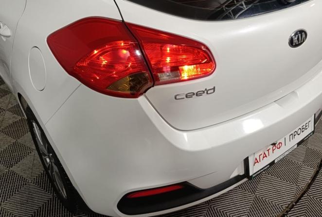 Kia Ceed II с пробегом 2015 года, цена 1 270 000 рублей, 123560 км, хэтчбек, Автокод Объявления