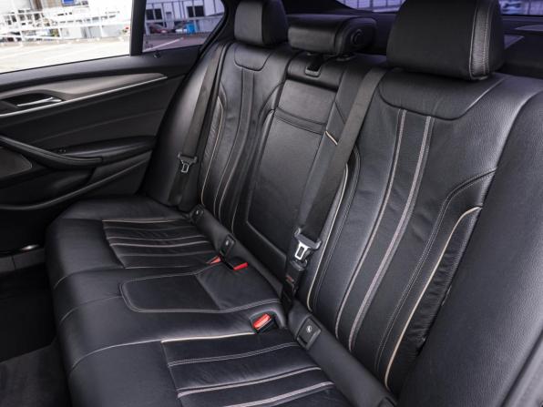 BMW 5 серии VII (G30/G31/G38) с пробегом 2017 года, цена 3 558 000 рублей, 182204 км, седан, Автокод Объявления