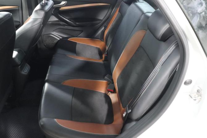 Lada (ВАЗ) Vesta I Рестайлинг (NG) с пробегом 2023 года, цена 1 191 000 рублей, 50054 км, седан, Автокод Объявления