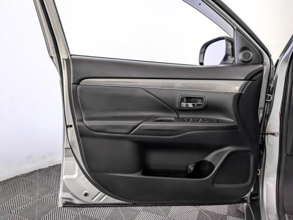 Mitsubishi Outlander III Рестайлинг 3 с пробегом 2020 года, цена 2 590 000 рублей, 97498 км, внедорожник, Автокод Объявления