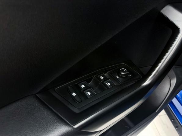 Volkswagen T-Roc I с пробегом 2020 года, цена 2 550 000 рублей, 70535 км, внедорожник, Автокод Объявления