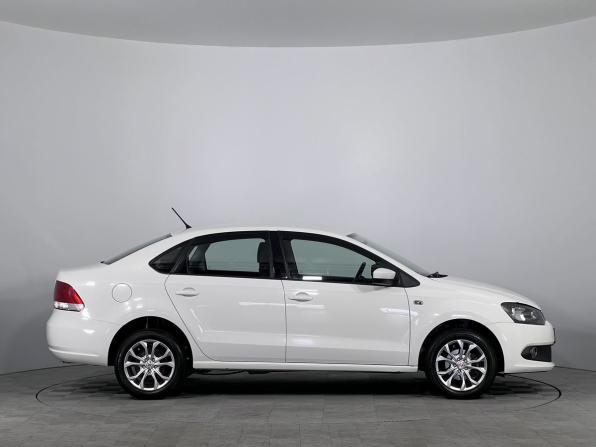 Volkswagen Polo V с пробегом 2013 года, цена 1 100 000 рублей, 165000 км, седан, Автокод Объявления