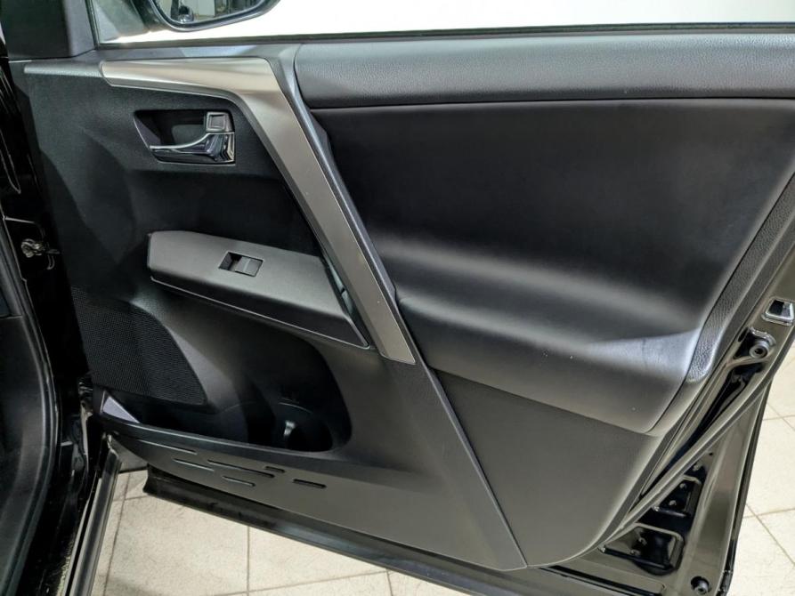 Toyota RAV4 IV (XA40) Рестайлинг Химки  - изображение 18