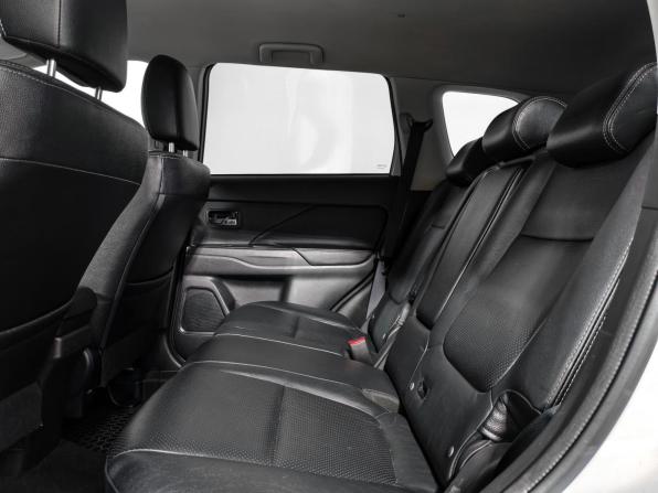 Mitsubishi Outlander III Рестайлинг 2 с пробегом 2017 года, цена 1 445 000 рублей, 225630 км, внедорожник, Автокод Объявления