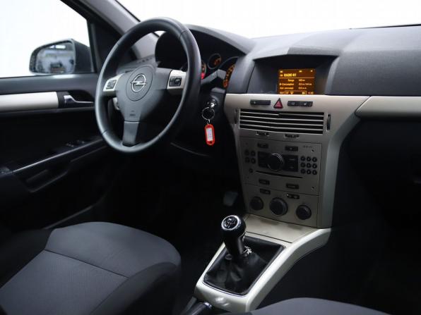 Opel Astra H Рестайлинг с пробегом 2008 года, цена 420 000 рублей, 293759 км, универсал, Автокод Объявления