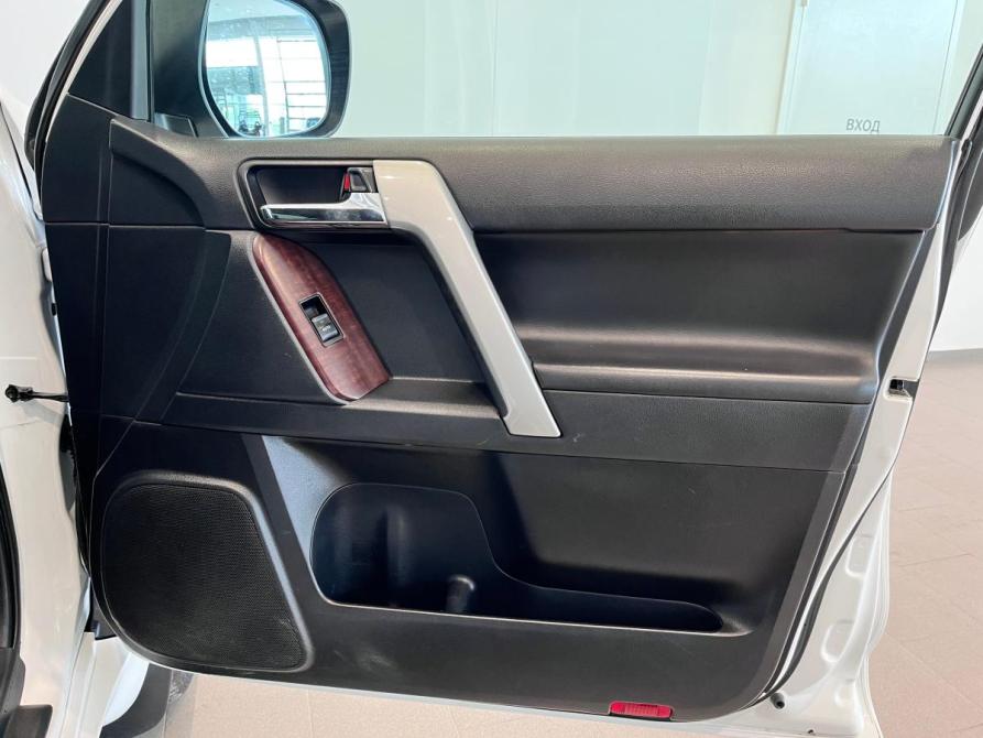 Toyota Land Cruiser Prado 150 Series Рестайлинг 1 Волгоград  - изображение 28