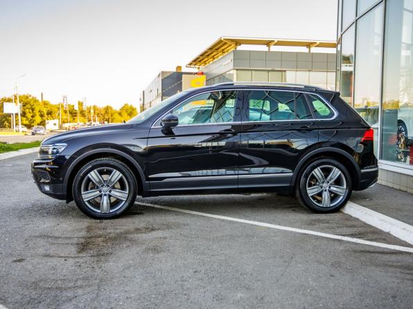 Volkswagen Tiguan II с пробегом 2017 года, цена 2 698 000 рублей, 161294 км, внедорожник, Автокод Объявления