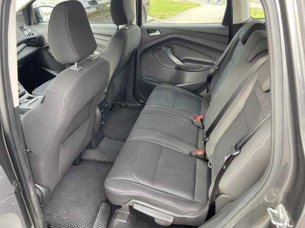 Ford Kuga II Рестайлинг с пробегом 2018 года, цена 980 000 рублей, 285000 км, внедорожник, Автокод Объявления