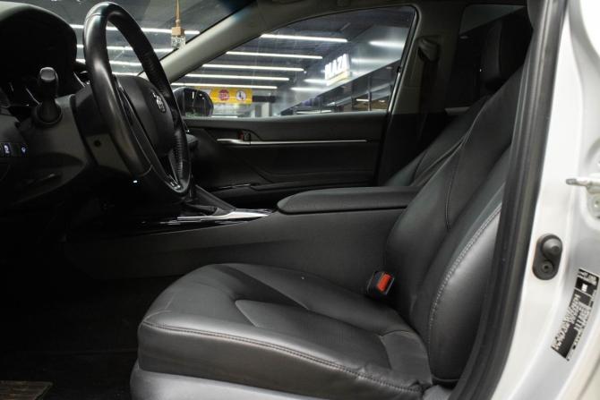 Toyota Camry VIII (XV70) с пробегом 2019 года, цена 2 699 000 рублей, 93209 км, седан, Автокод Объявления