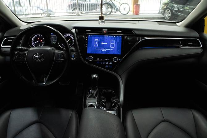 Toyota Camry VIII (XV70) с пробегом 2019 года, цена 2 699 000 рублей, 93209 км, седан, Автокод Объявления