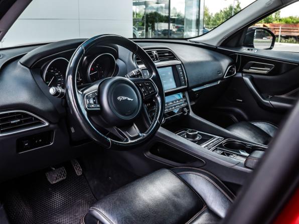 Jaguar F-Pace I с пробегом 2017 года, цена 2 400 000 рублей, 189683 км, внедорожник, Автокод Объявления