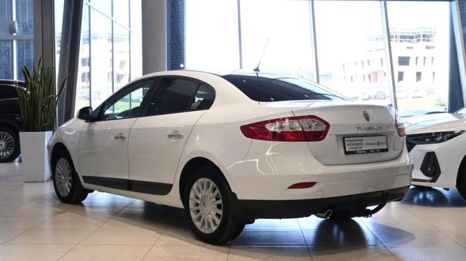 Renault Fluence I с пробегом 2013 года, цена 695 000 рублей, 220246 км, седан, Автокод Объявления